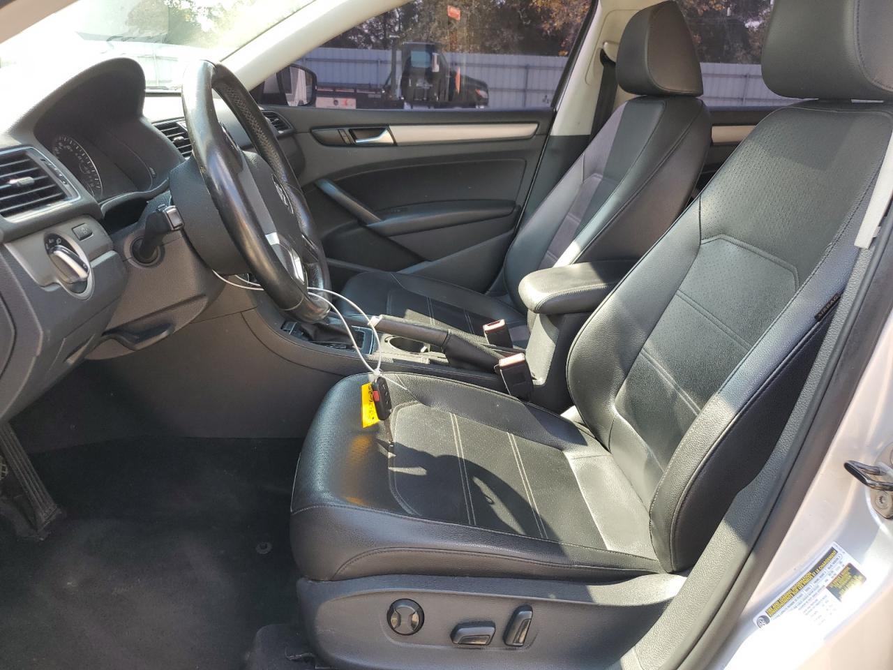 2014 Volkswagen Passat Se - Фото 7