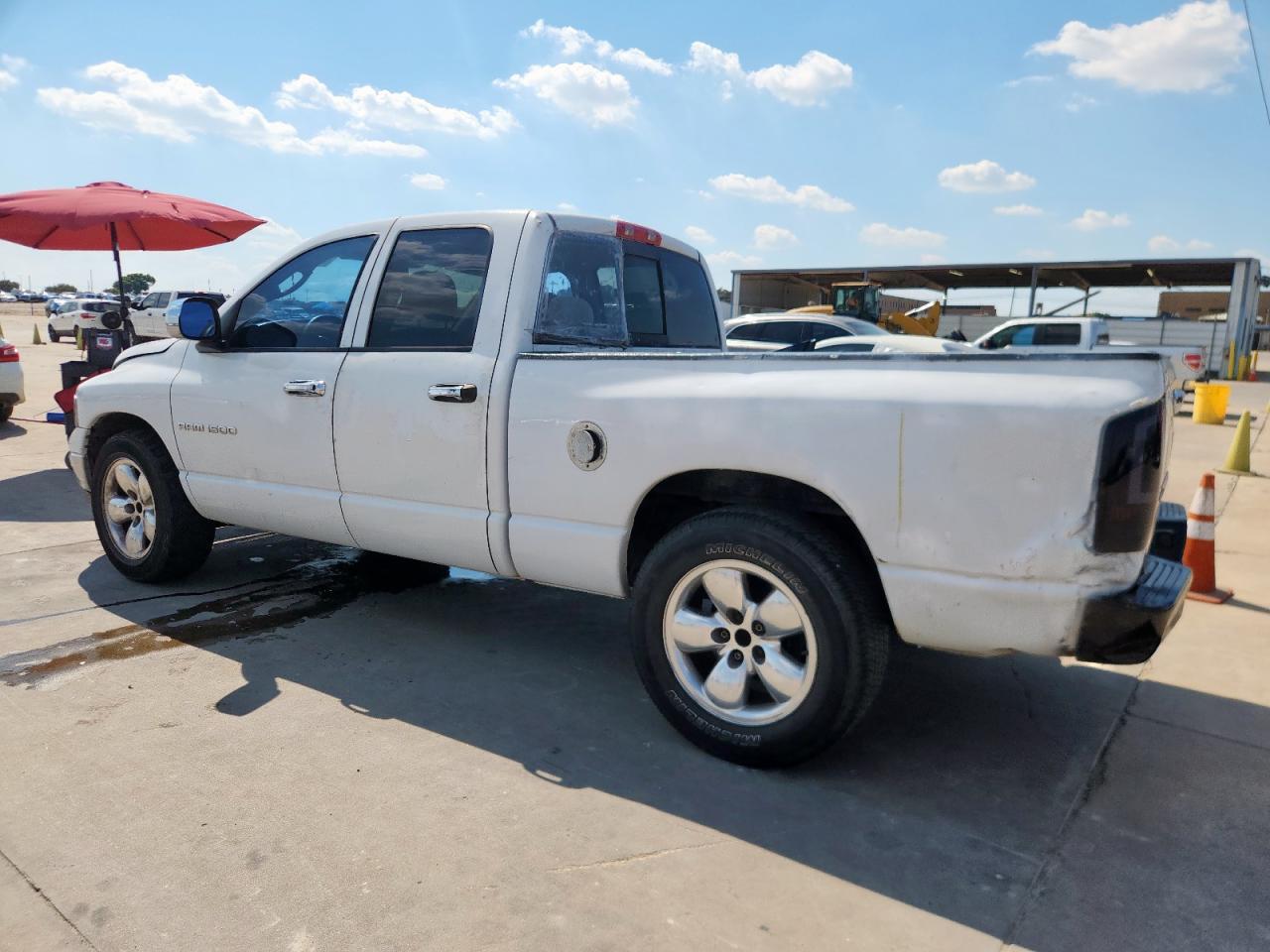 2004 Dodge Ram 1500 St - Image 2