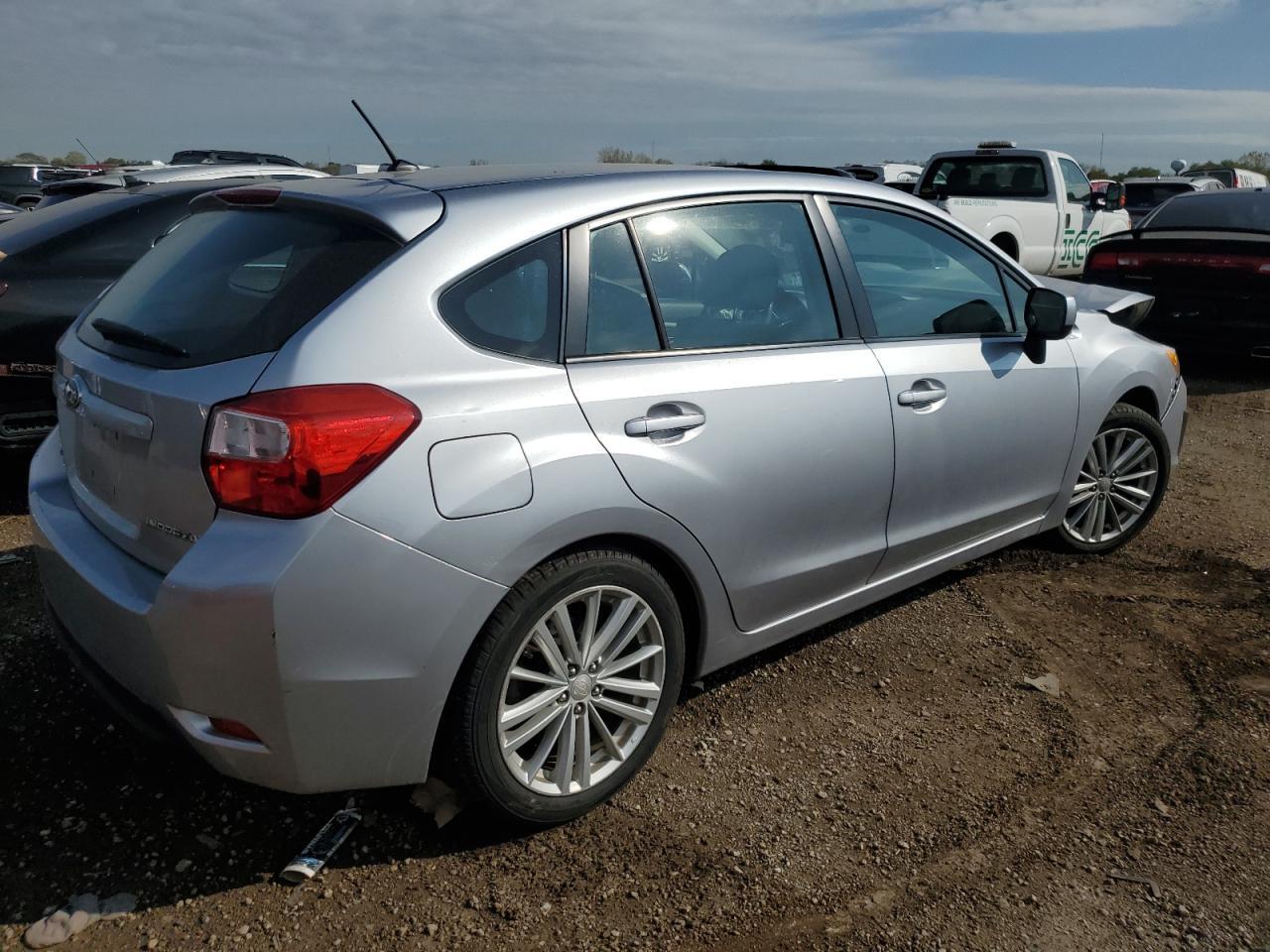 2012 Subaru Impreza Premium - Фото 3