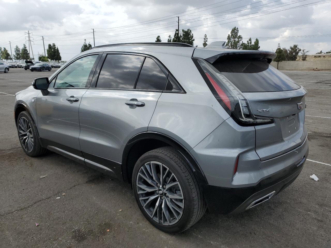 2024 Cadillac Xt4 Sport - Фото 2