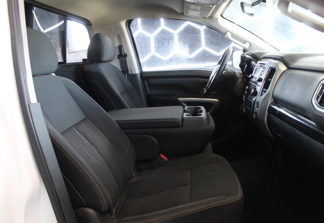 2017 Nissan Titan S - Фото 5