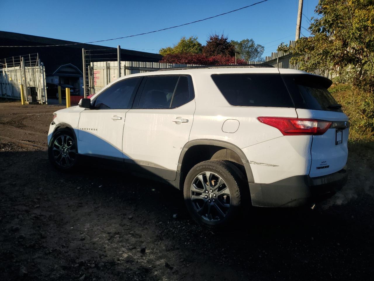 2021 Chevrolet Traverse Rs - Фото 2