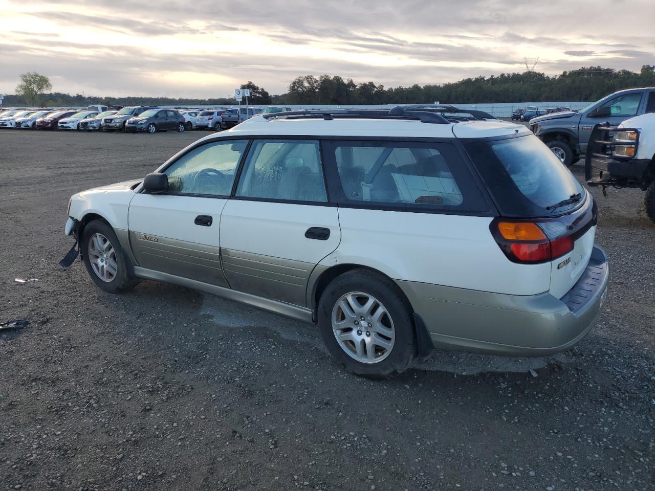 2002 Subaru Legacy Outback - Фото 2