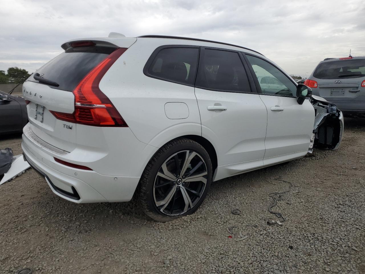 2025 Volvo Xc60 Ultra - Фото 3