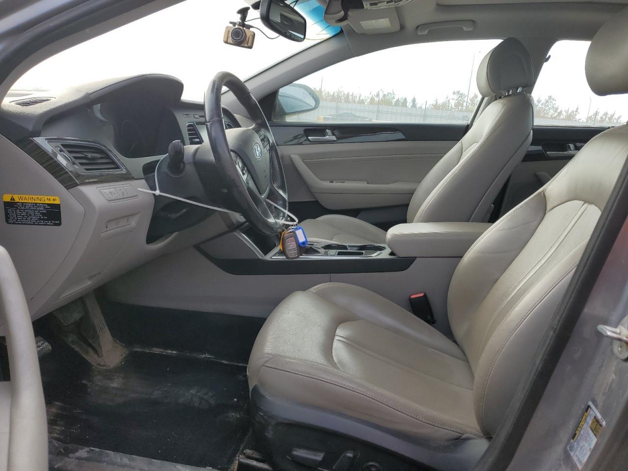 2016 Hyundai Sonata Hybrid - Image 7