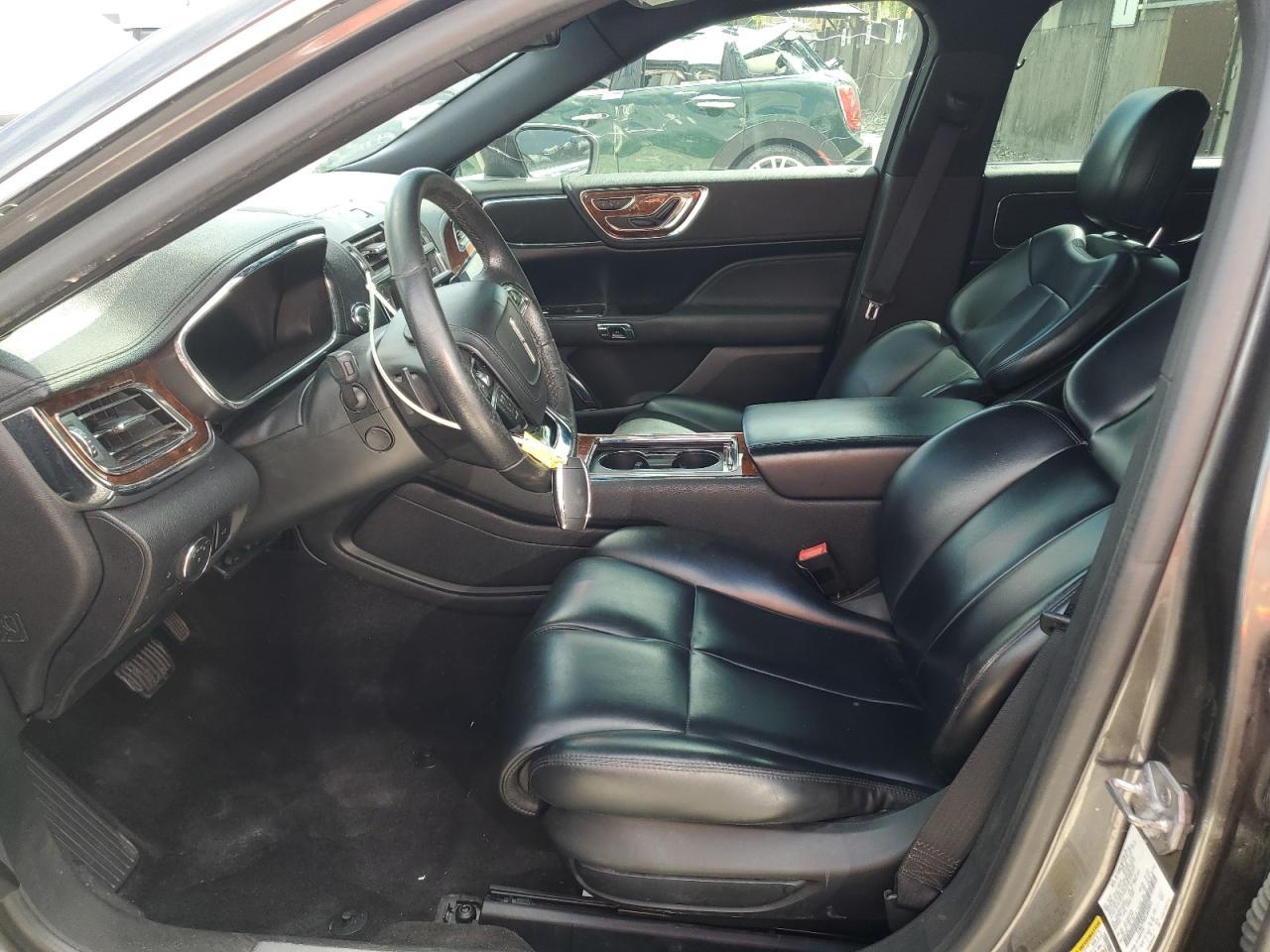 2020 Lincoln Continental - Фото 7