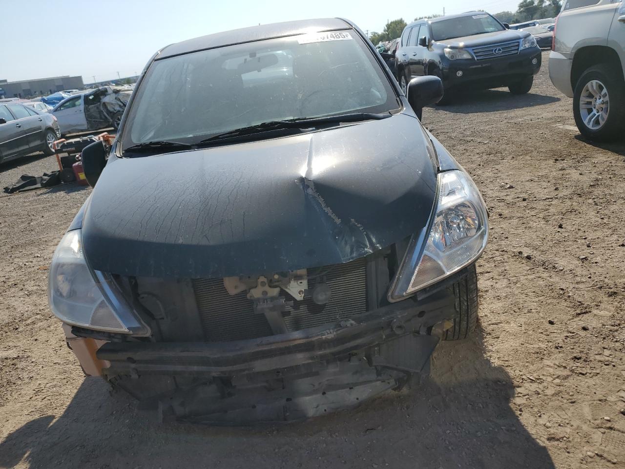 2011 Nissan Versa S - Image 5