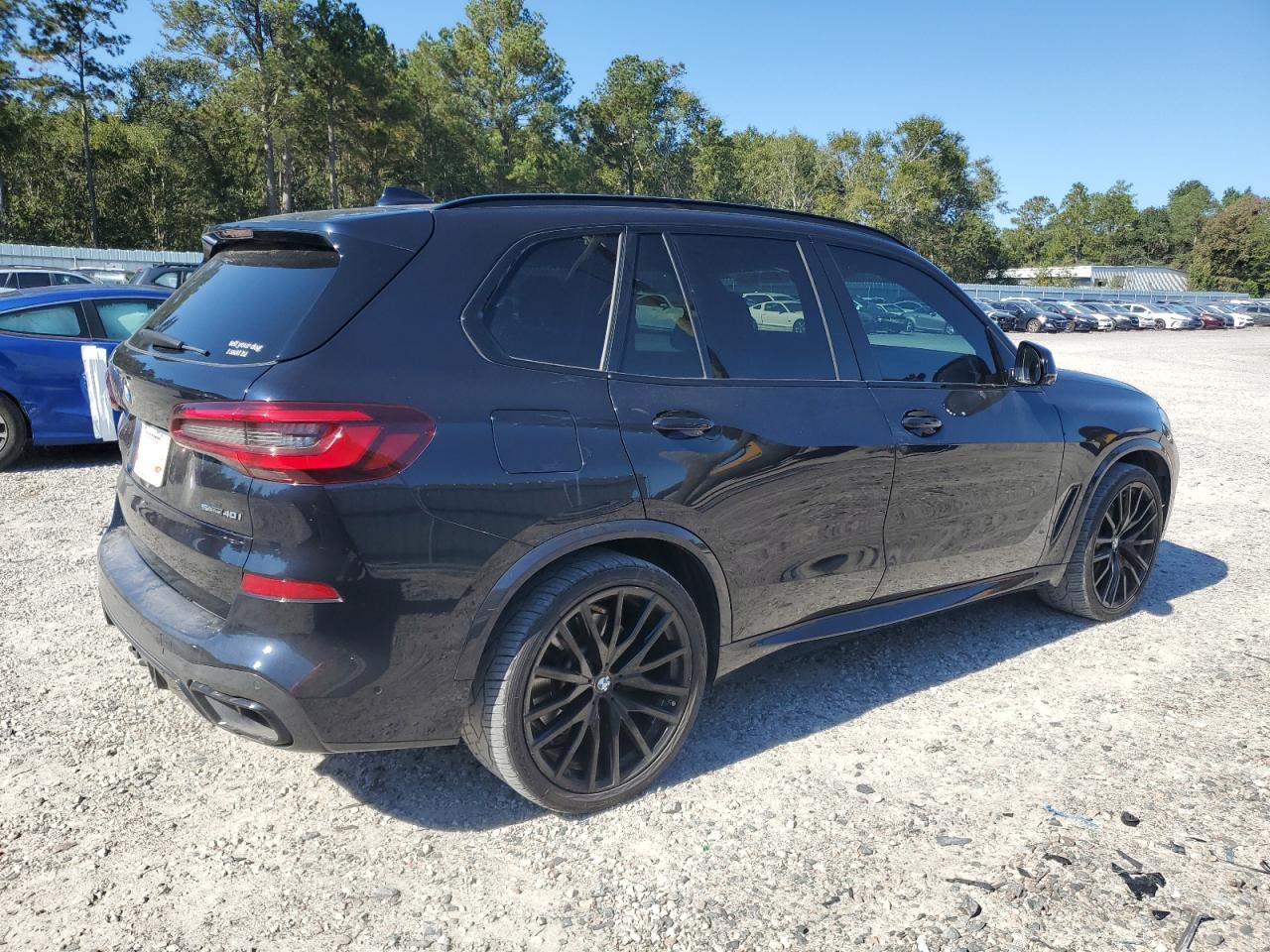 2021 BMW X5 Sdrive 40I - Фото 3