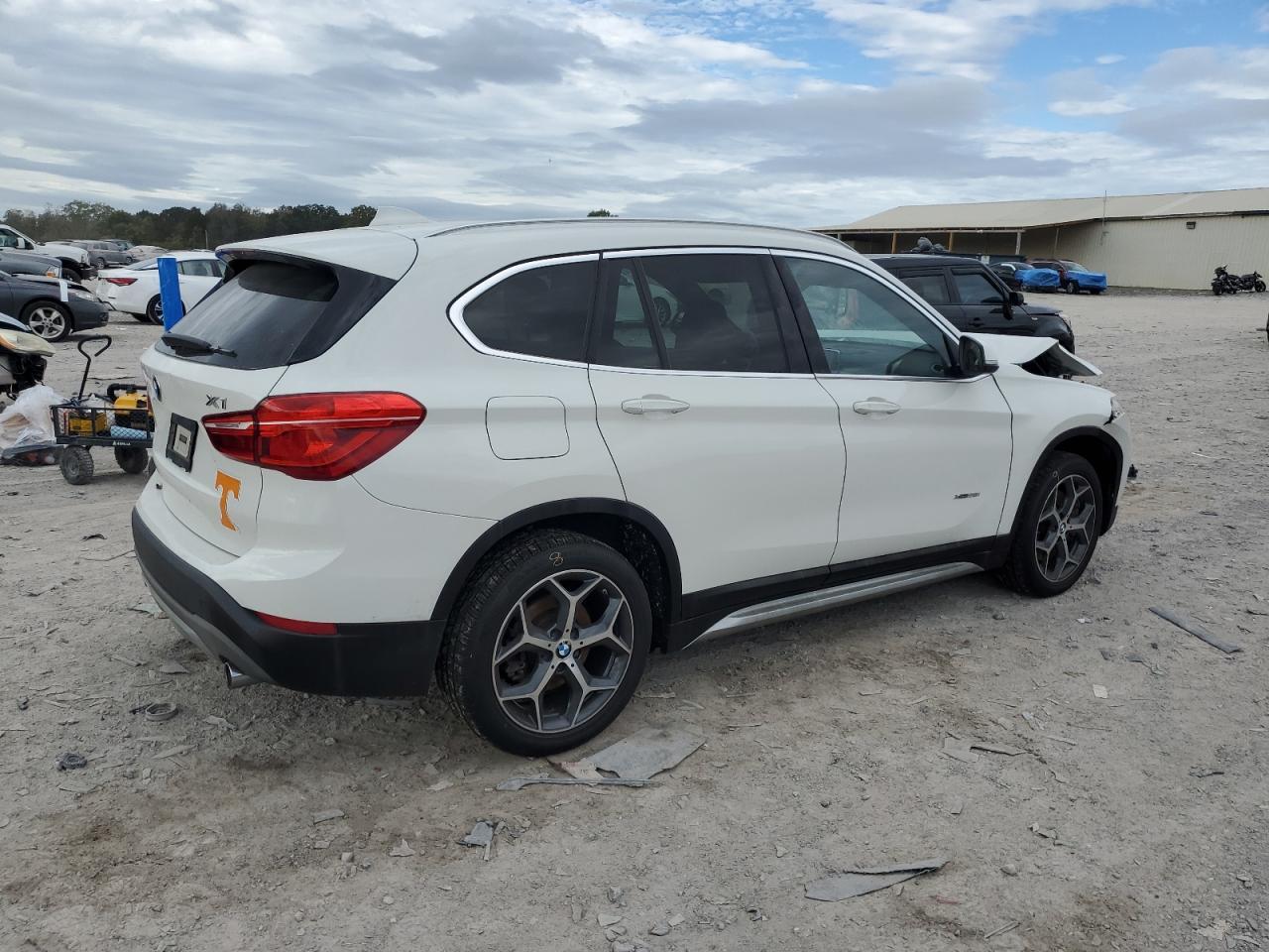 2018 BMW X1 xDrive28I - Фото 3