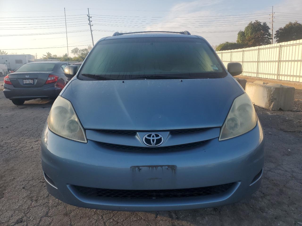 2006 Toyota Sienna Ce - Image 5