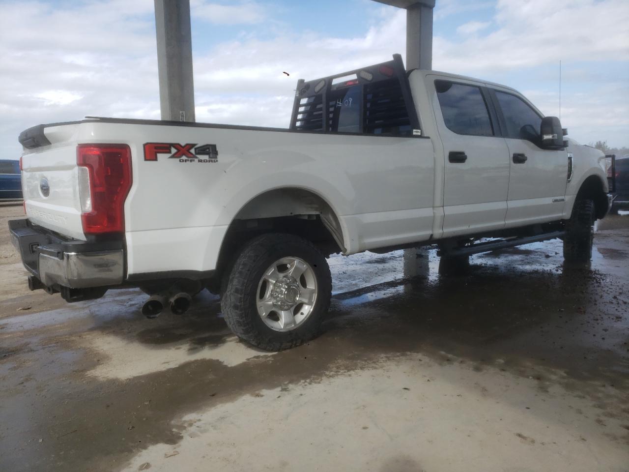 2018 Ford F250 Xl - Фото 3
