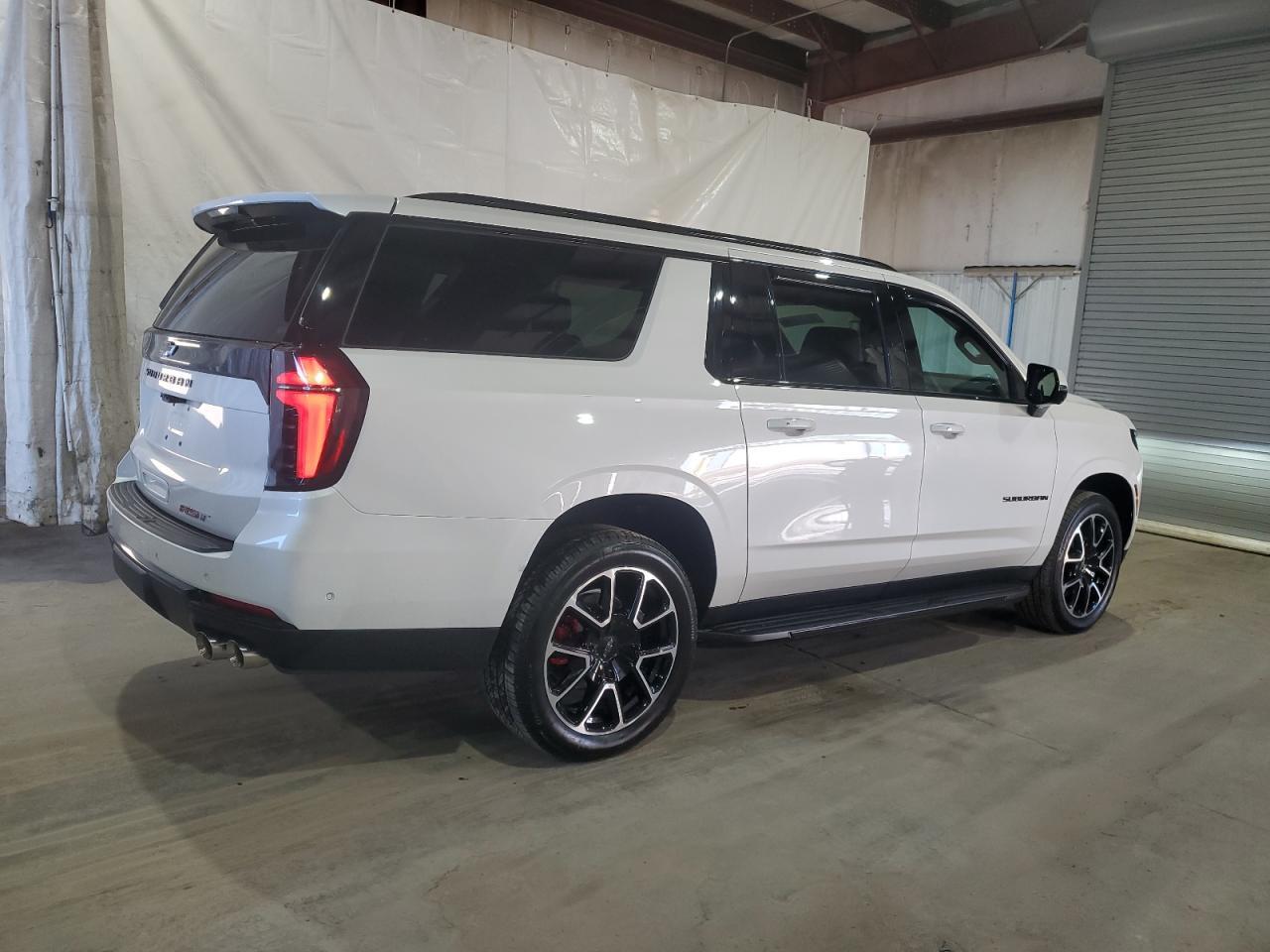 2025 Chevrolet Suburban K1500 Rst - Фото 3