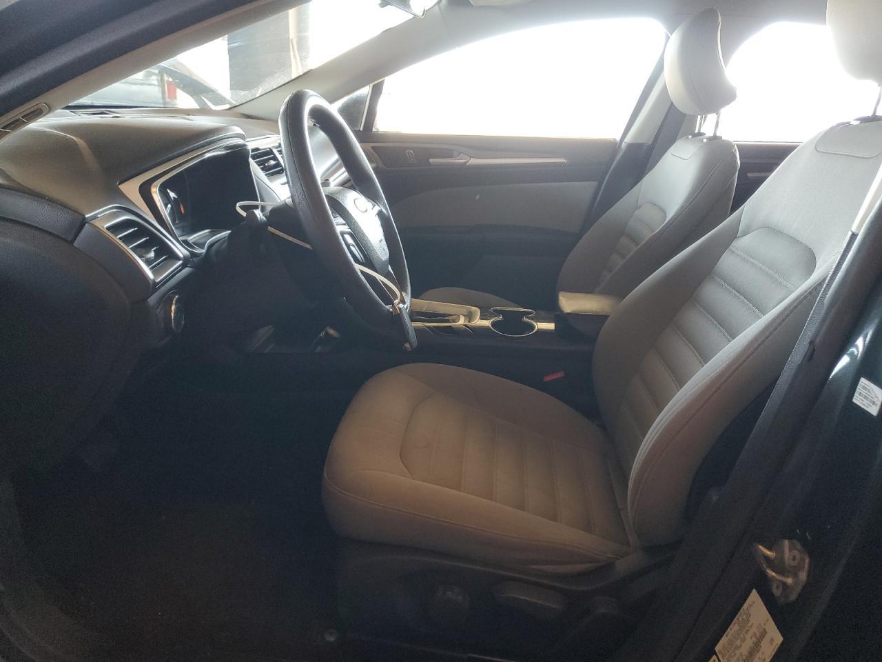 2015 Ford Fusion S Hybrid - Image 7