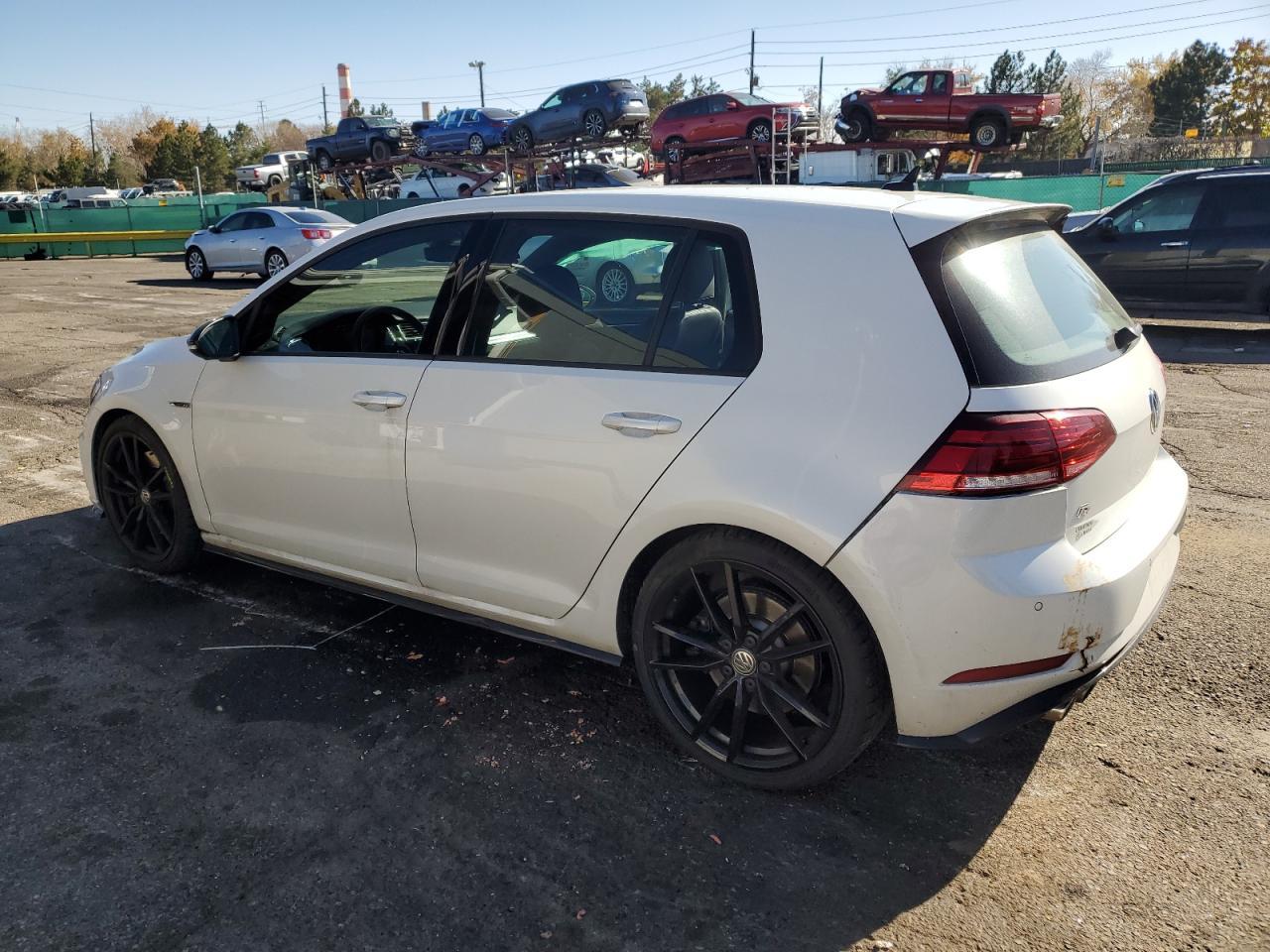 2019 Volkswagen Golf R - Фото 2