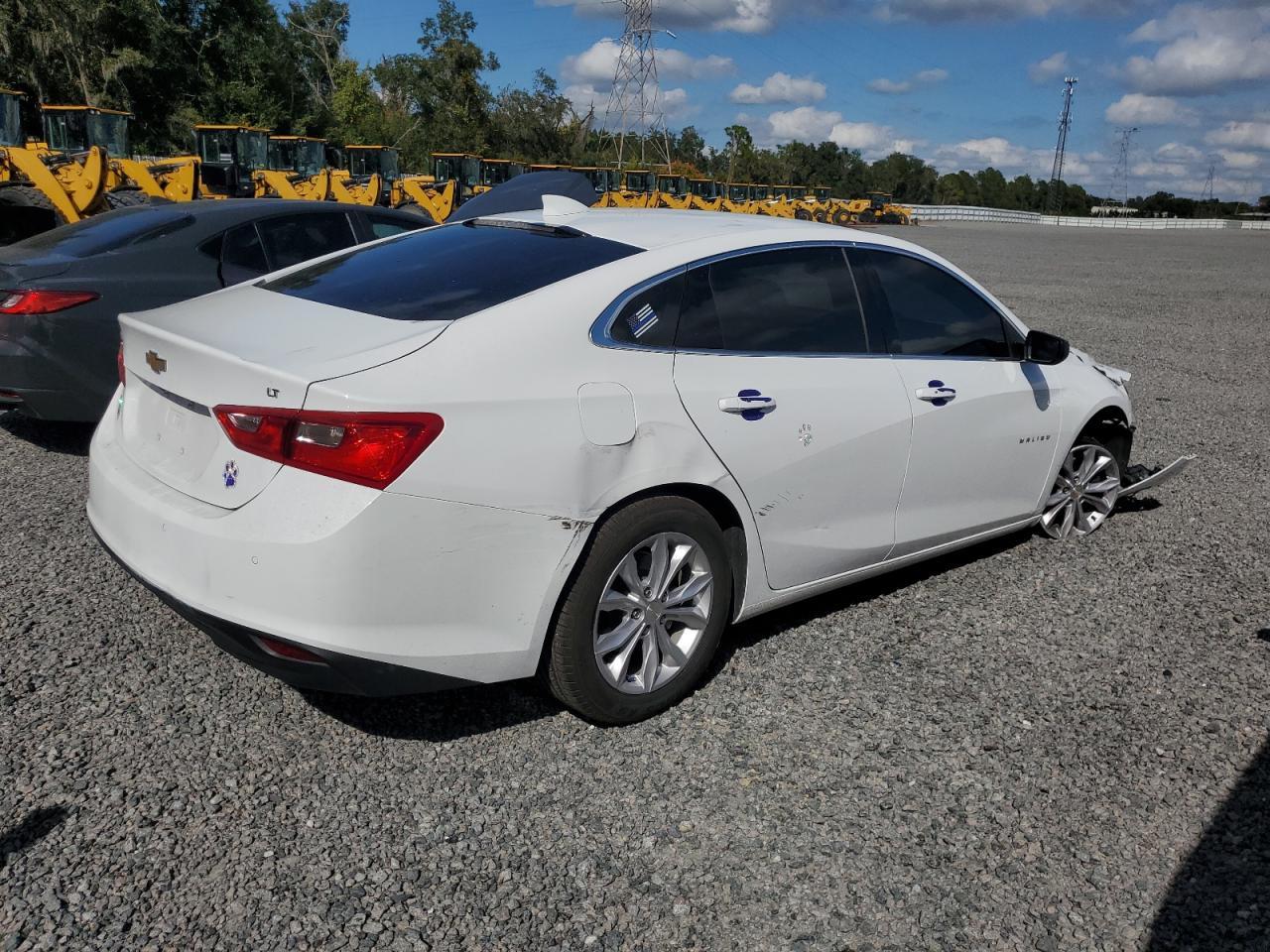 2023 Chevrolet Malibu Lt - Фото 3