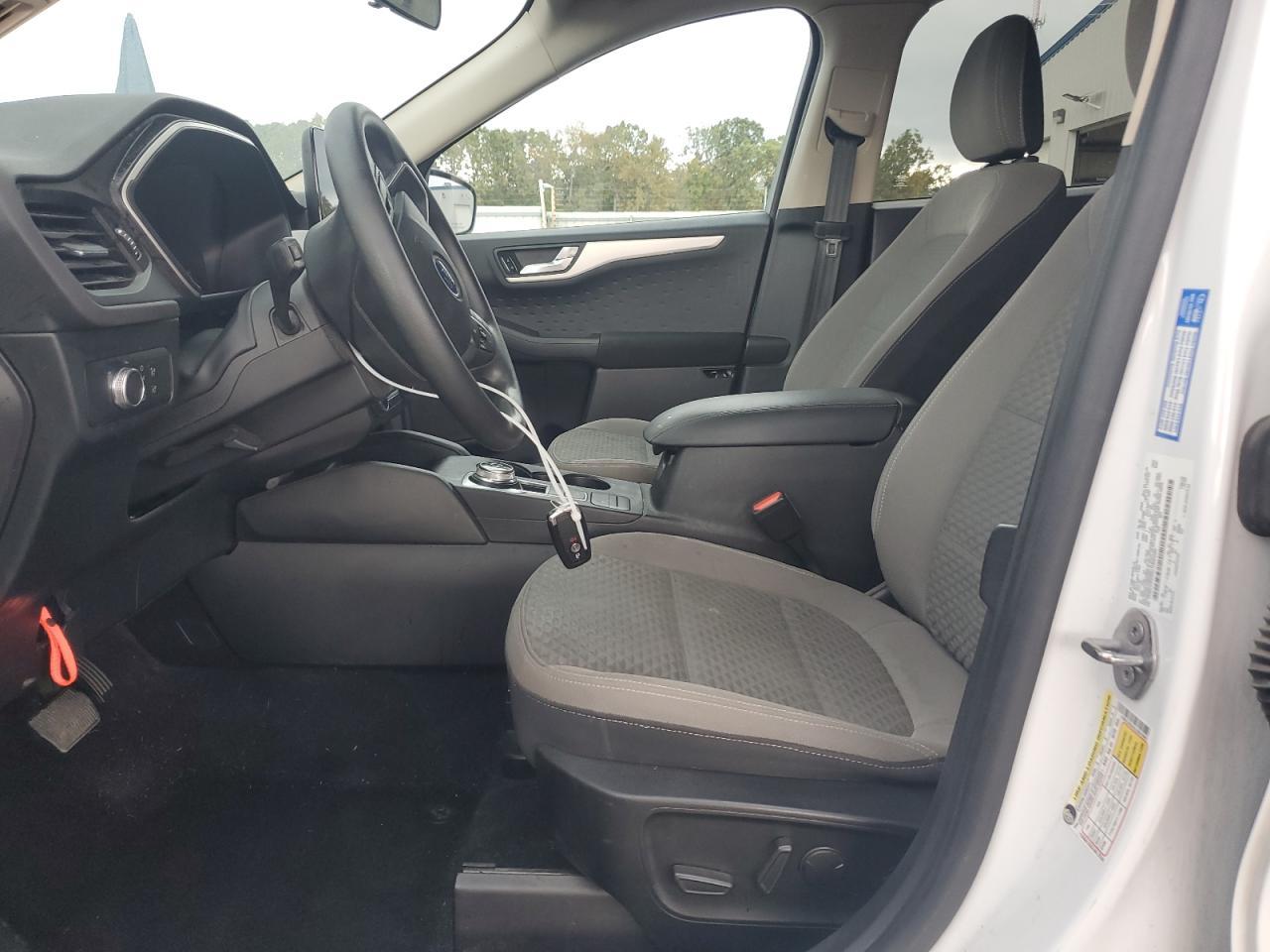 2020 Ford Escape Se - Фото 7