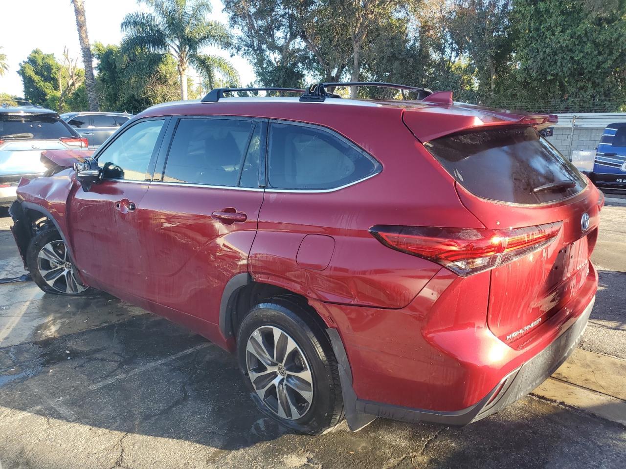 2022 Toyota Highlander Hybrid Xle - Фото 2