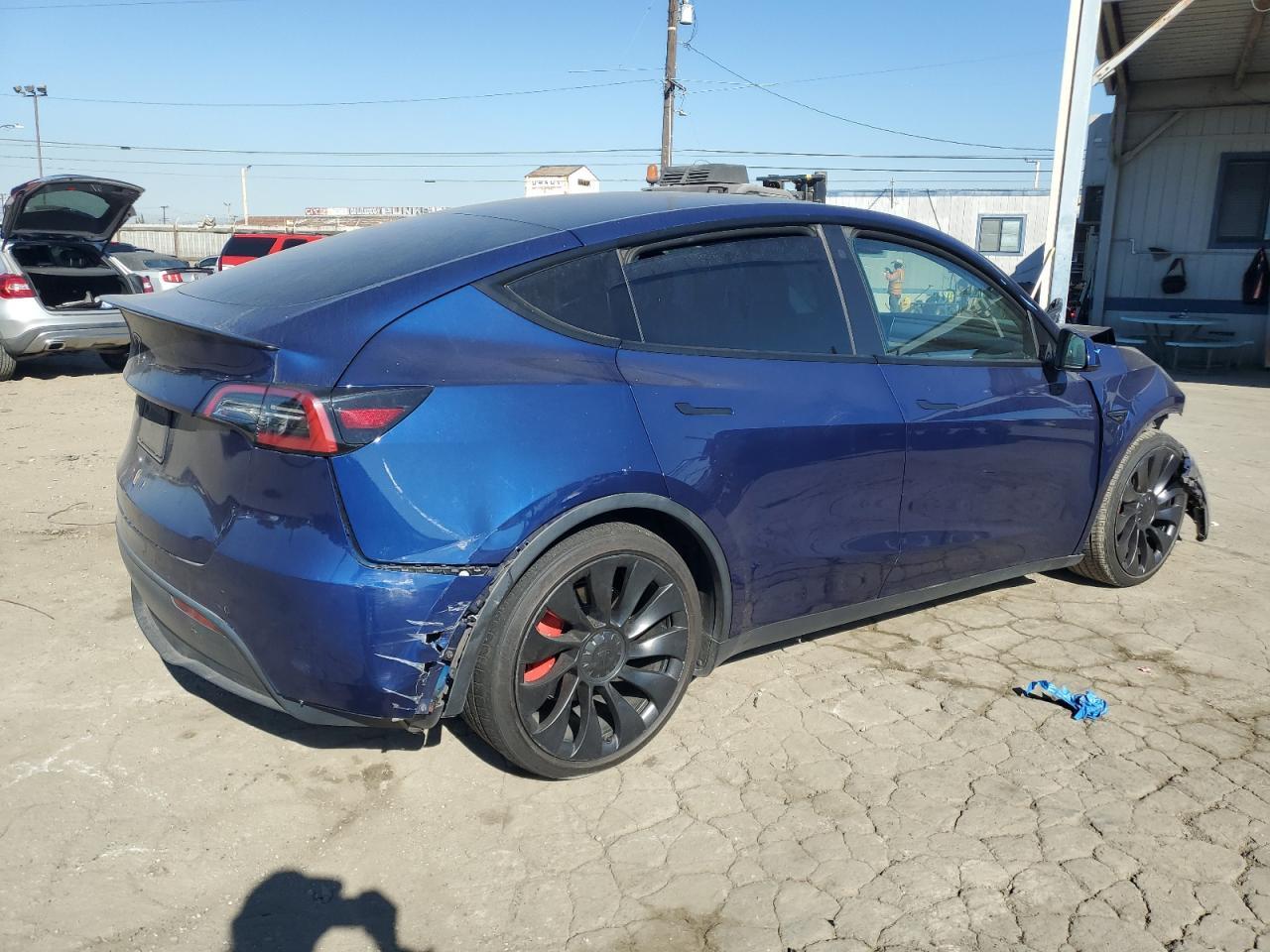 2022 Tesla Model Y - Image 3