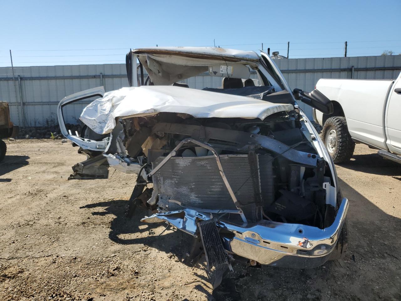2003 Chevrolet Silverado C2500 - Image 5