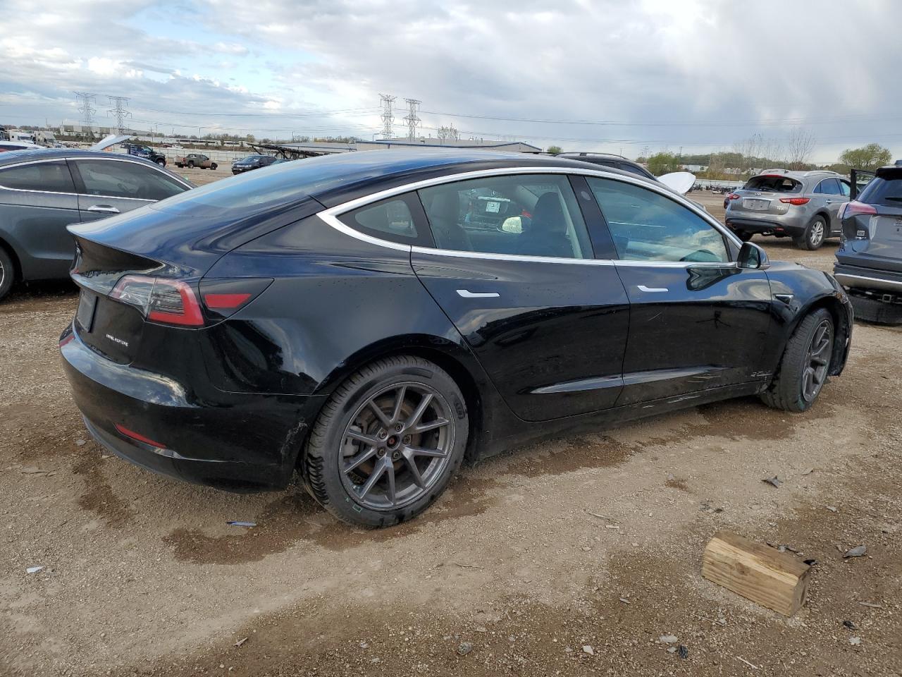 2018 Tesla Model 3 - Image 3