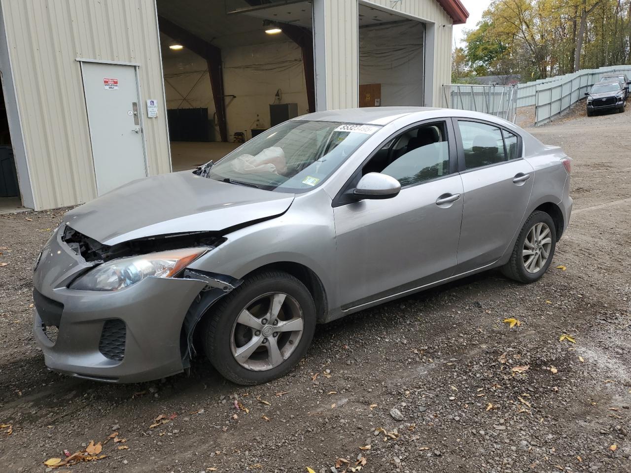 2011 Mazda 3 I