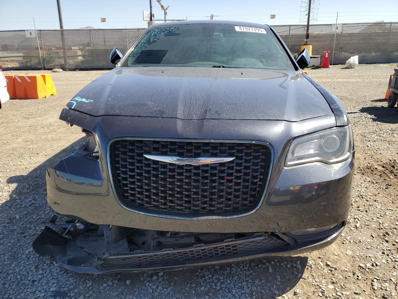 2019 Chrysler 300 S - Image 5