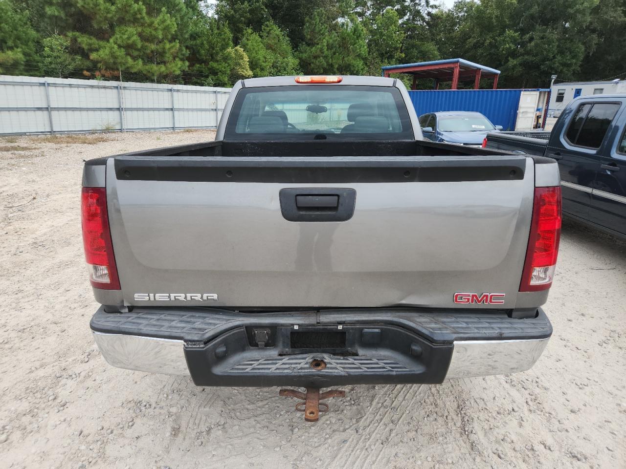 2008 GMC Sierra C1500 - Image 6