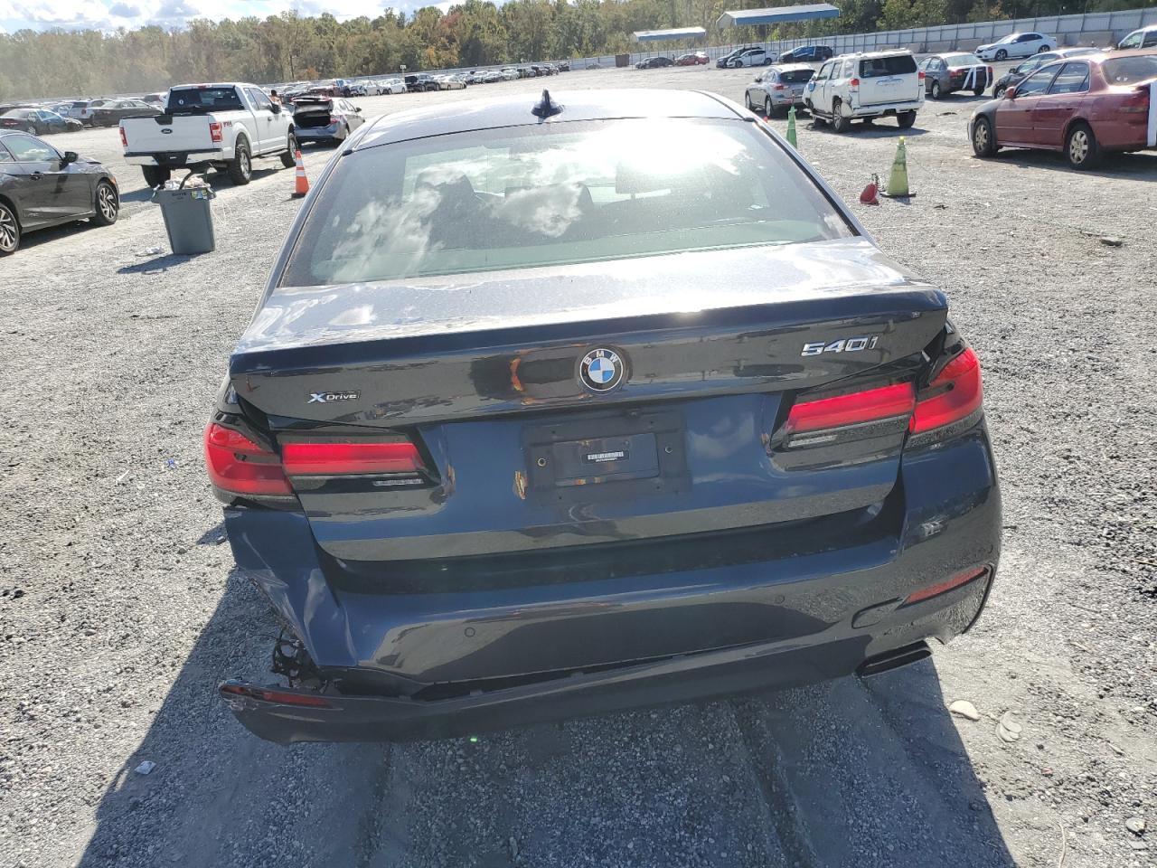 2022 BMW 540 Xi - Фото 6