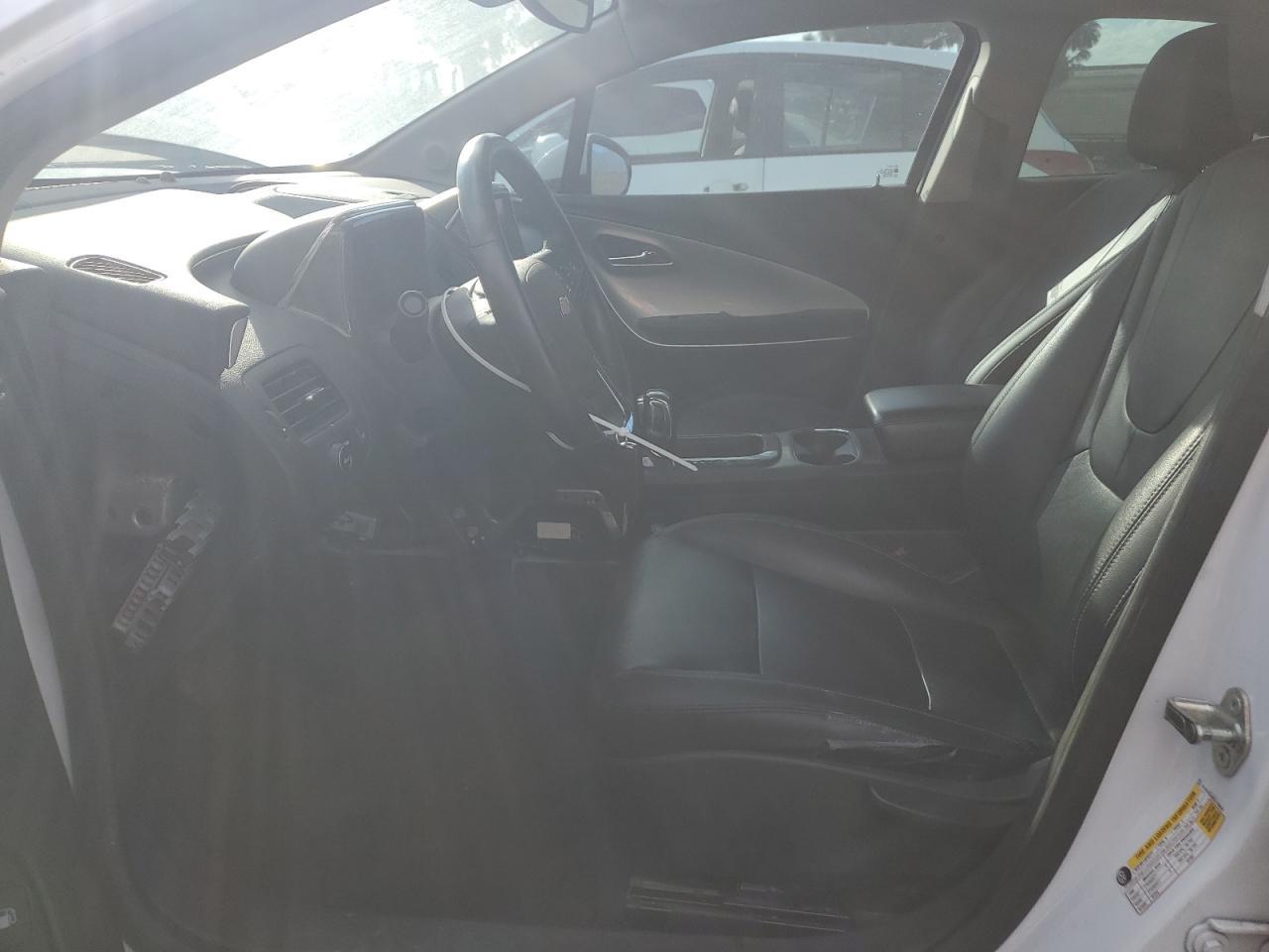 2014 Chevrolet Volt - Image 7