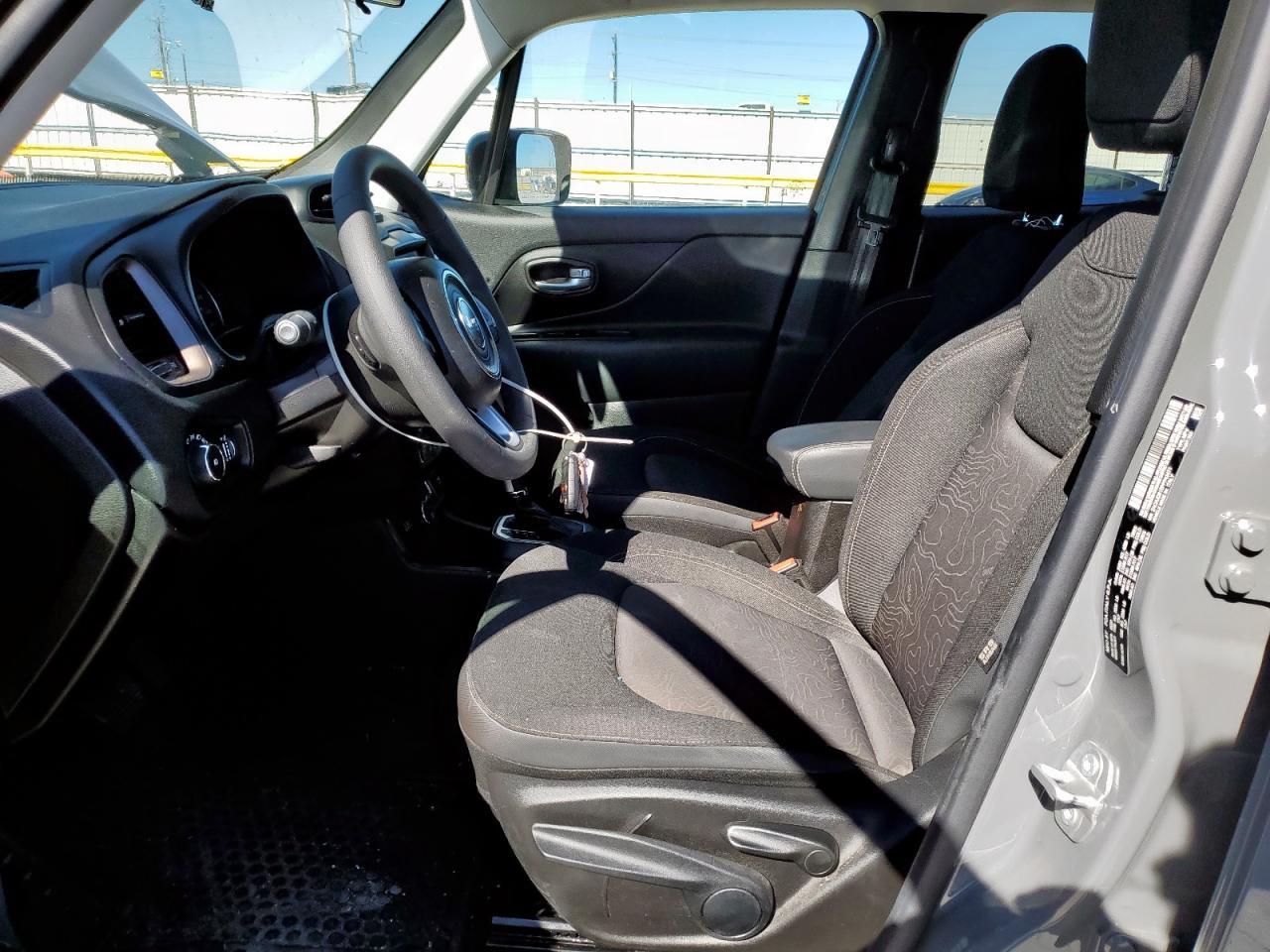 2023 Jeep Renegade Latitude - Фото 7