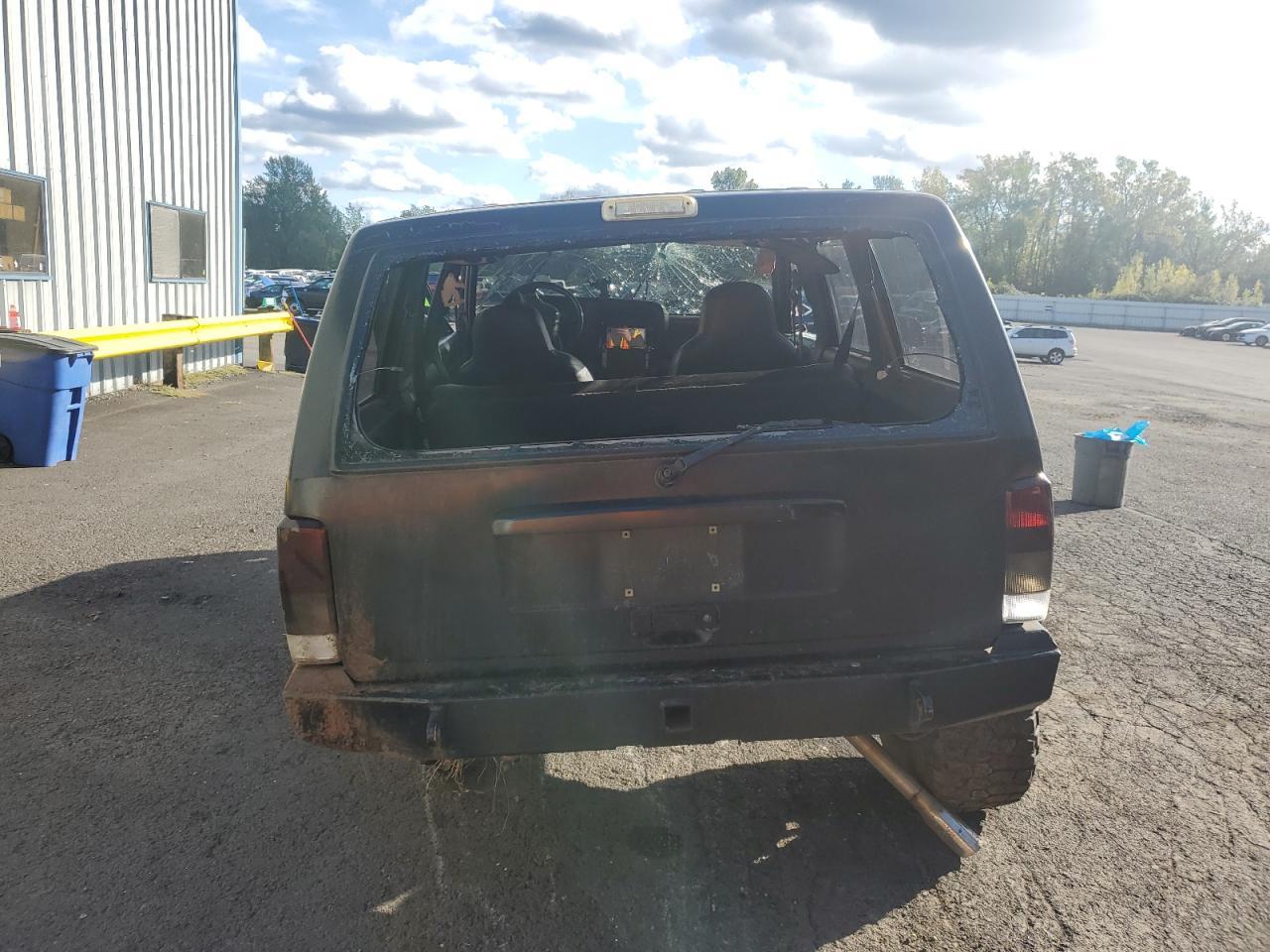1999 Jeep Cherokee Se - Фото 6