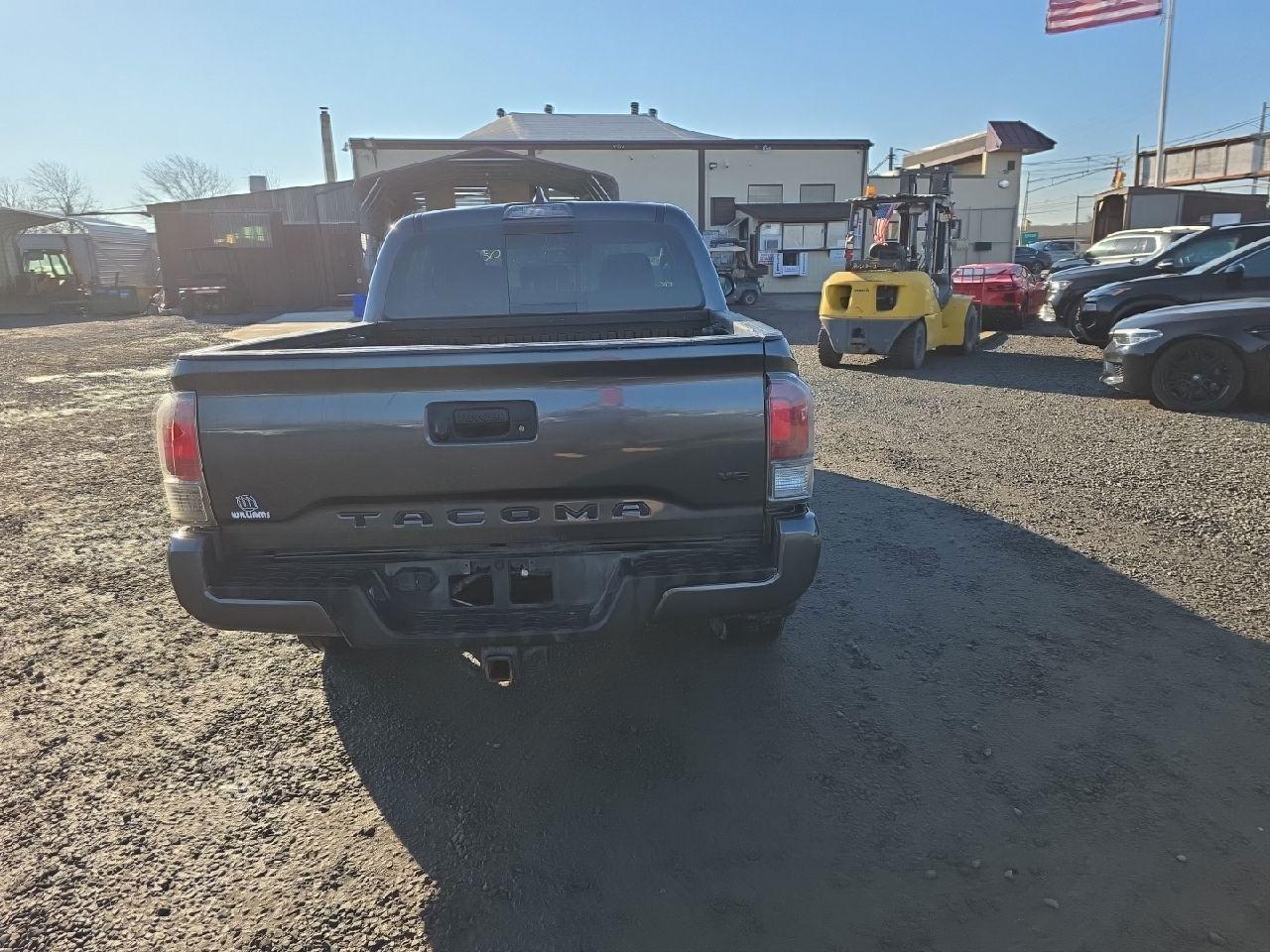 2022 Toyota Tacoma Double Cab - Фото 6