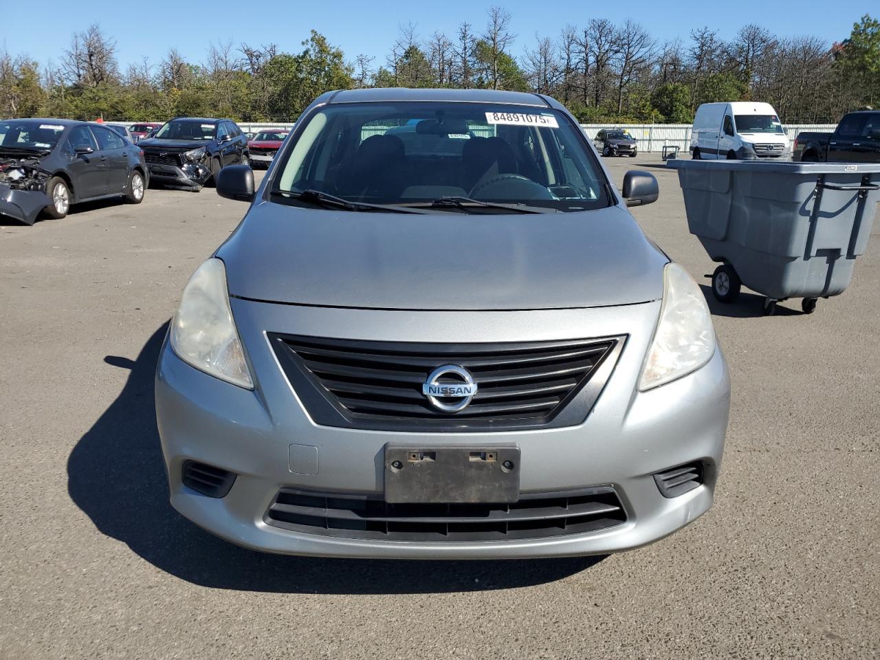 2013 Nissan Versa S - Image 5