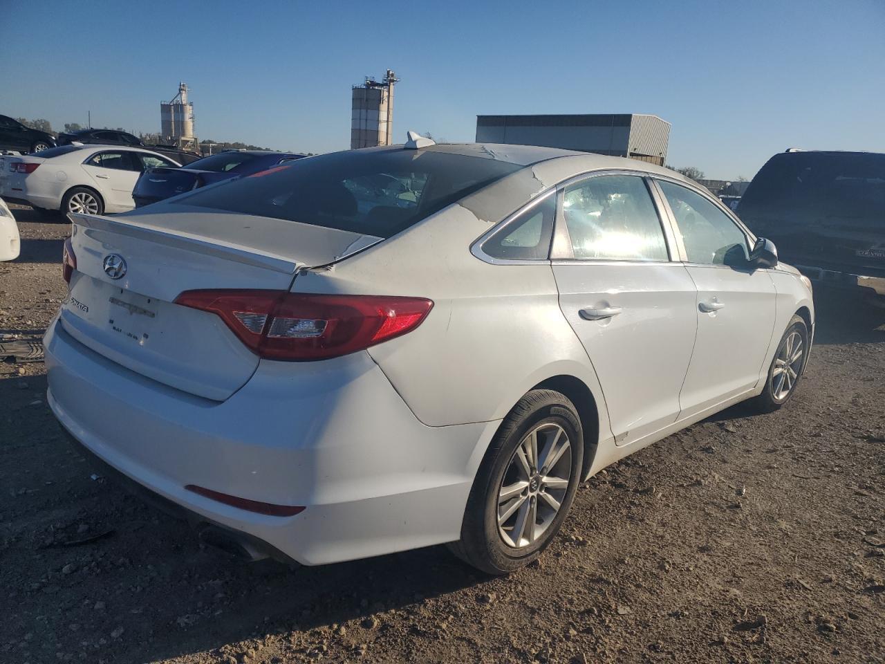 2017 Hyundai Sonata Se - Фото 3