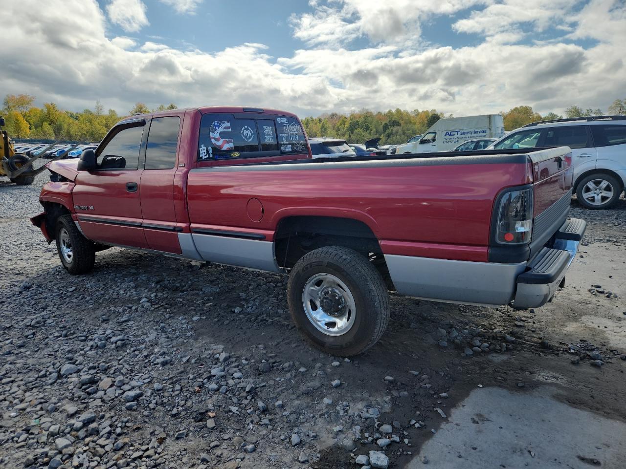 1998 Dodge Ram 2500 - Image 2