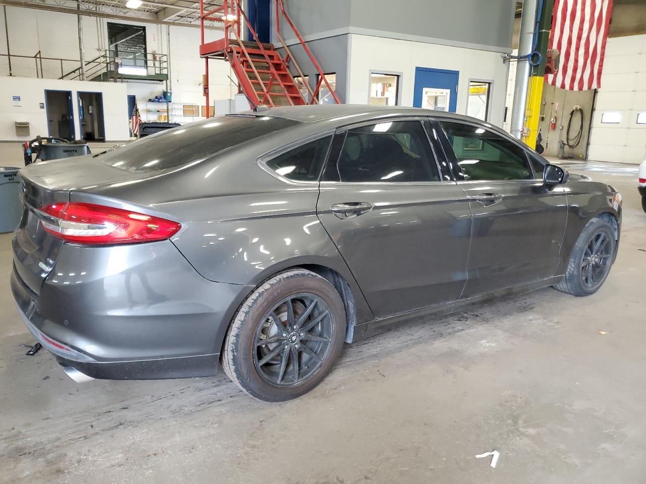 2017 Ford Fusion Se - Фото 3