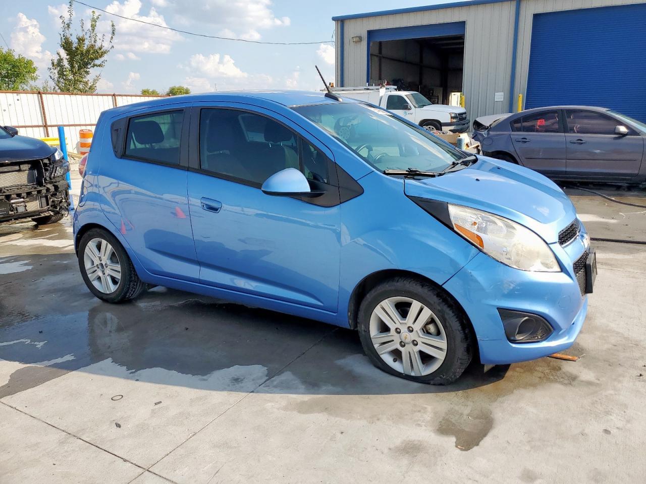 2014 Chevrolet Spark 1Lt - Фото 4