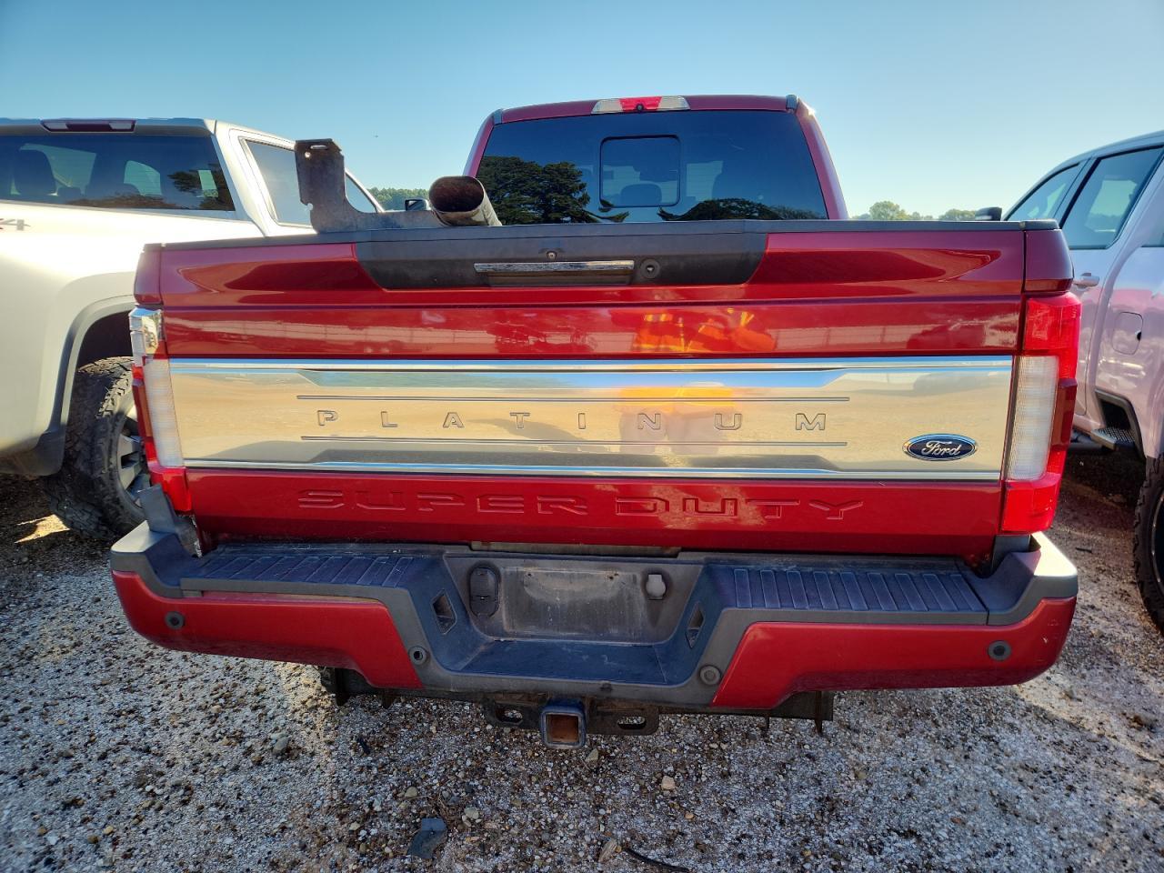 2017 Ford F250 Super Duty - Фото 6