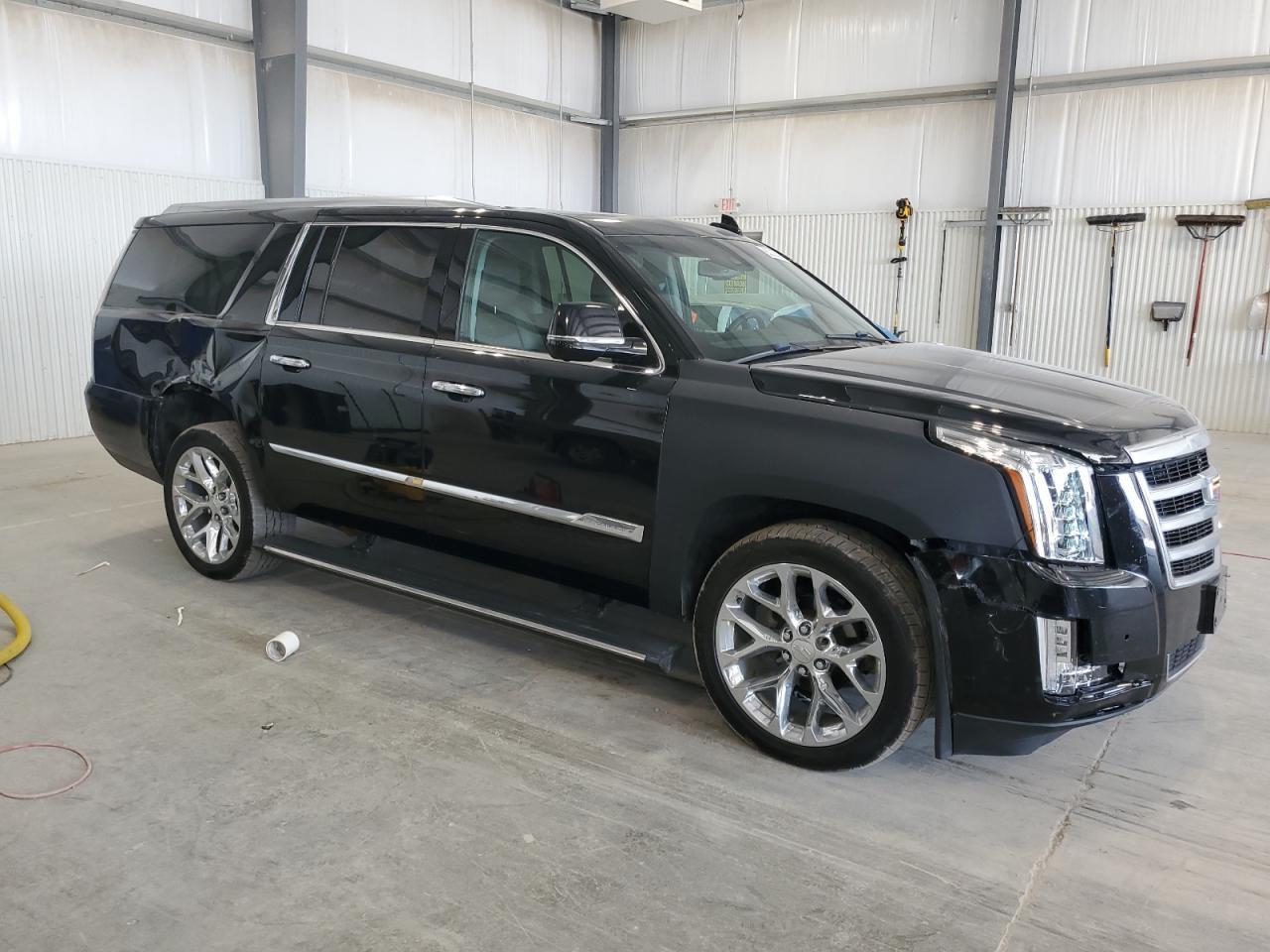 2015 Cadillac Escalade Esv Premium - Image 4