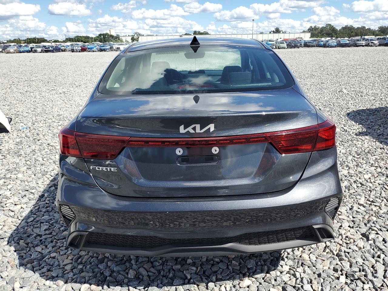 2024 Kia Forte Lx - Фото 6