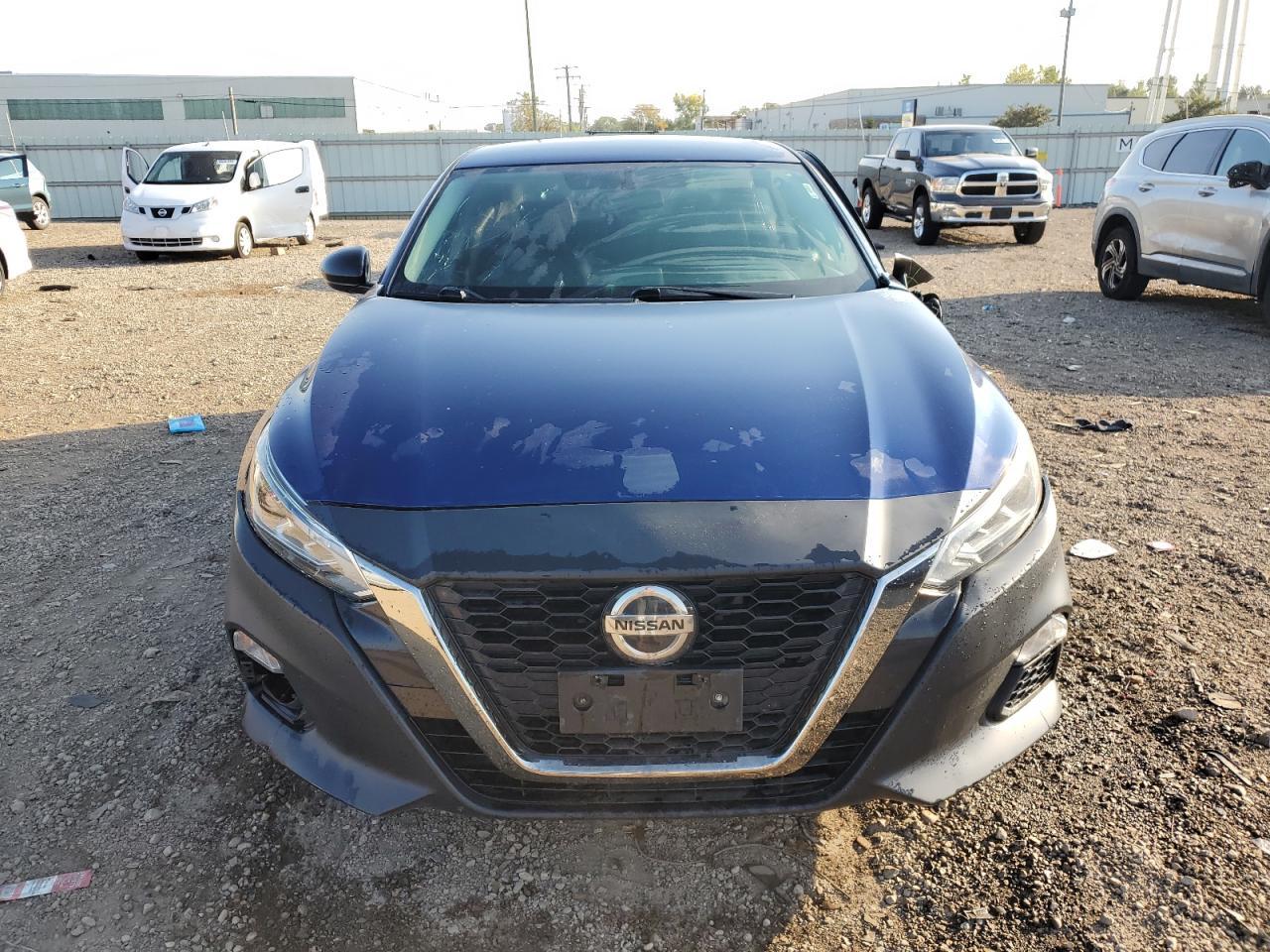 2019 Nissan Altima Sr - Image 5