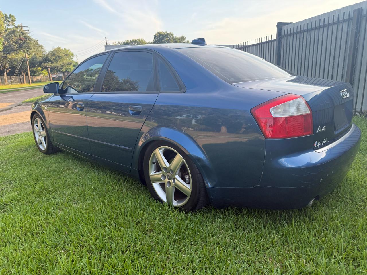 2004 Audi A4 1.8T Quattro - Фото 3
