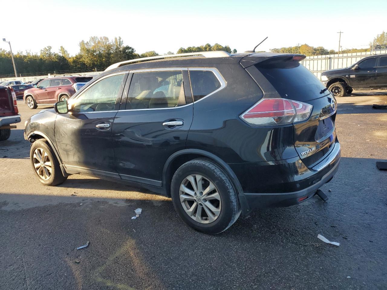 2016 Nissan Rogue S - Image 2