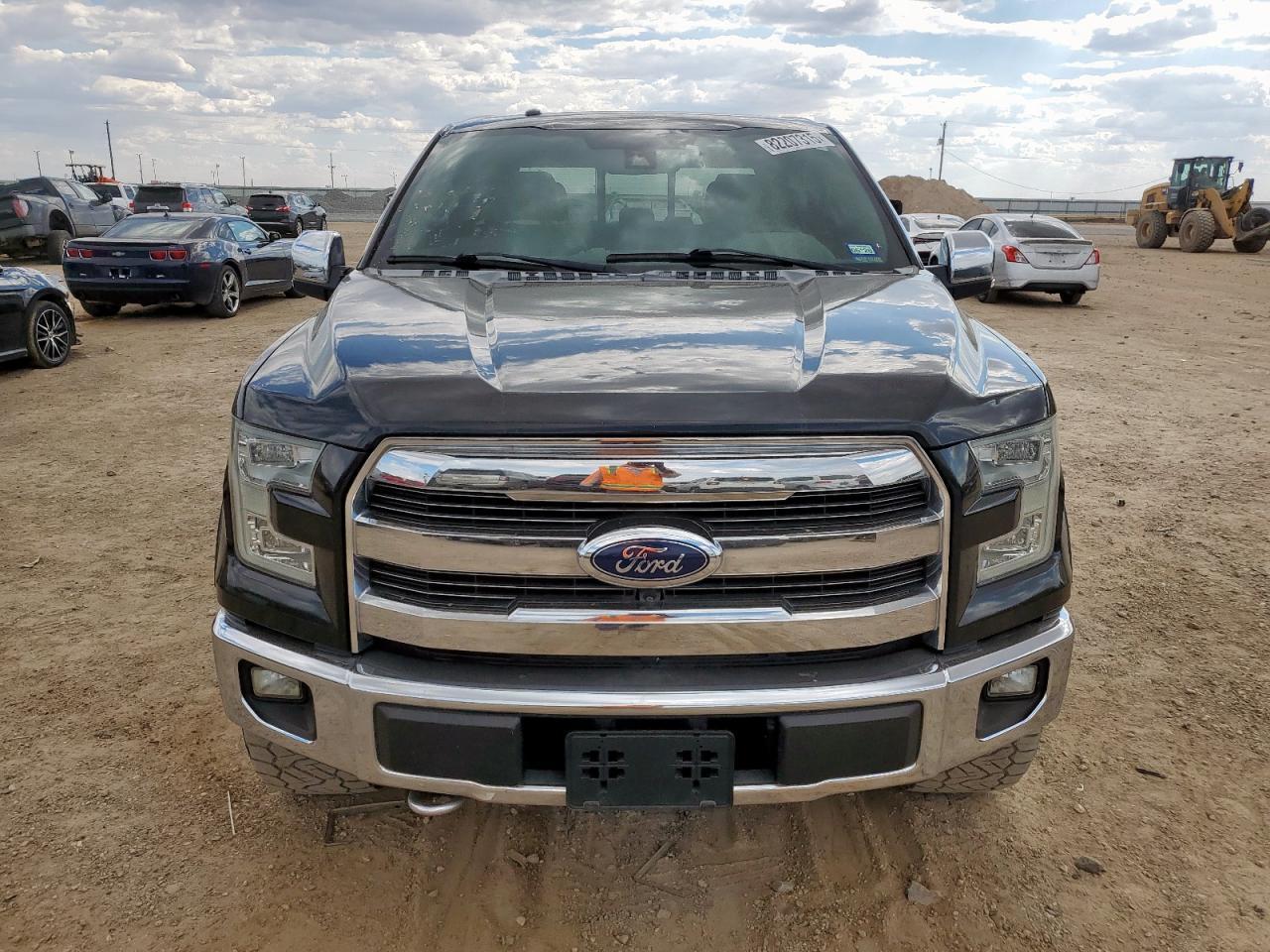 2015 Ford F150 Supercrew - Фото 5