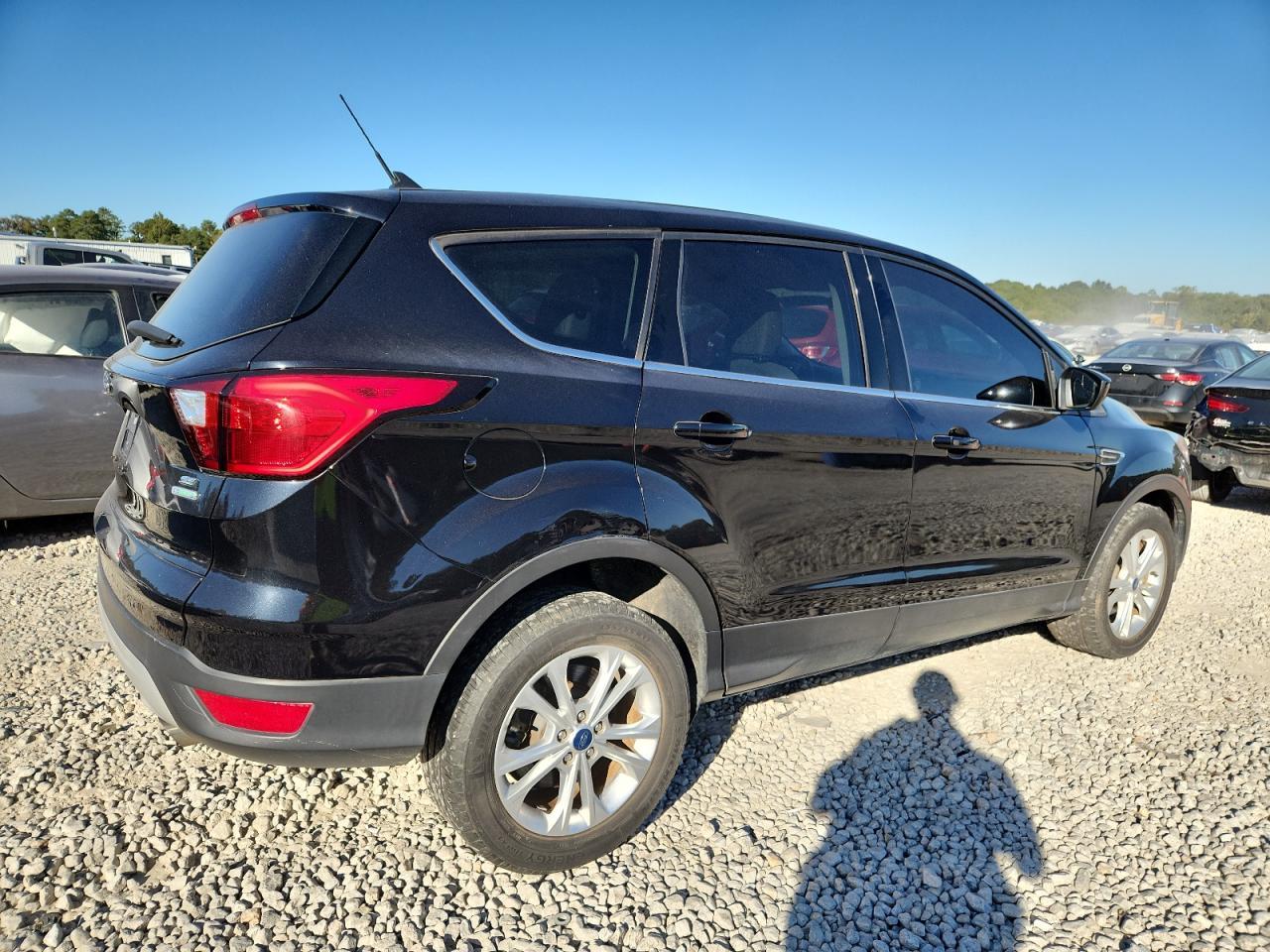 2019 Ford Escape Se - Фото 3