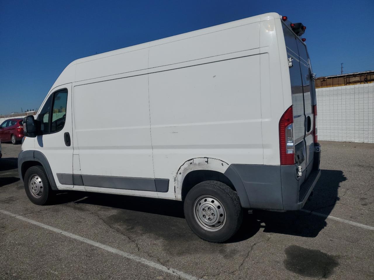 2018 Ram Promaster 1500 Delivery Van - Фото 2