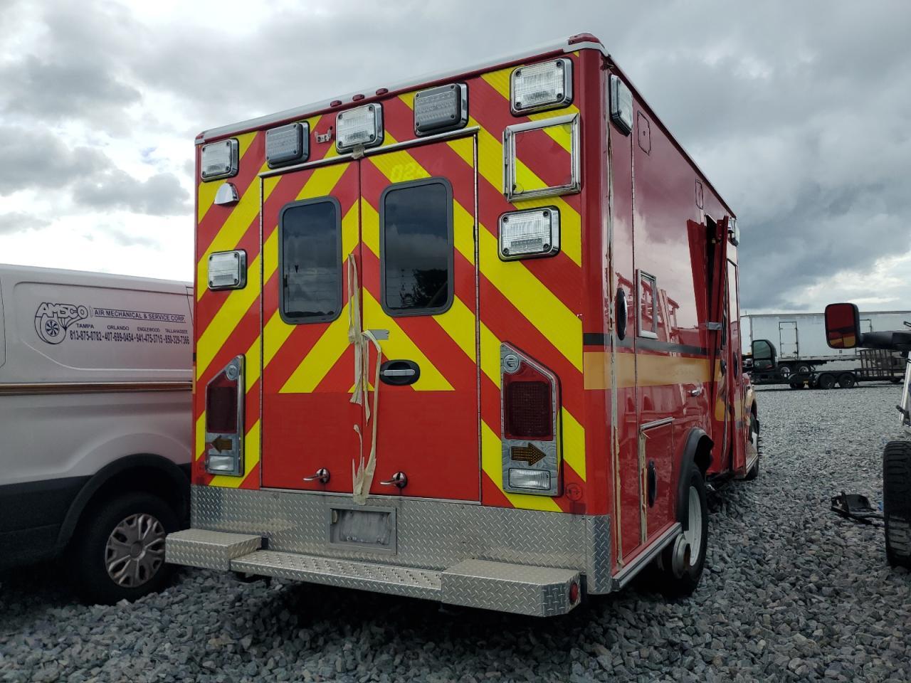 2019 Ford F350 Super Duty - Фото 6