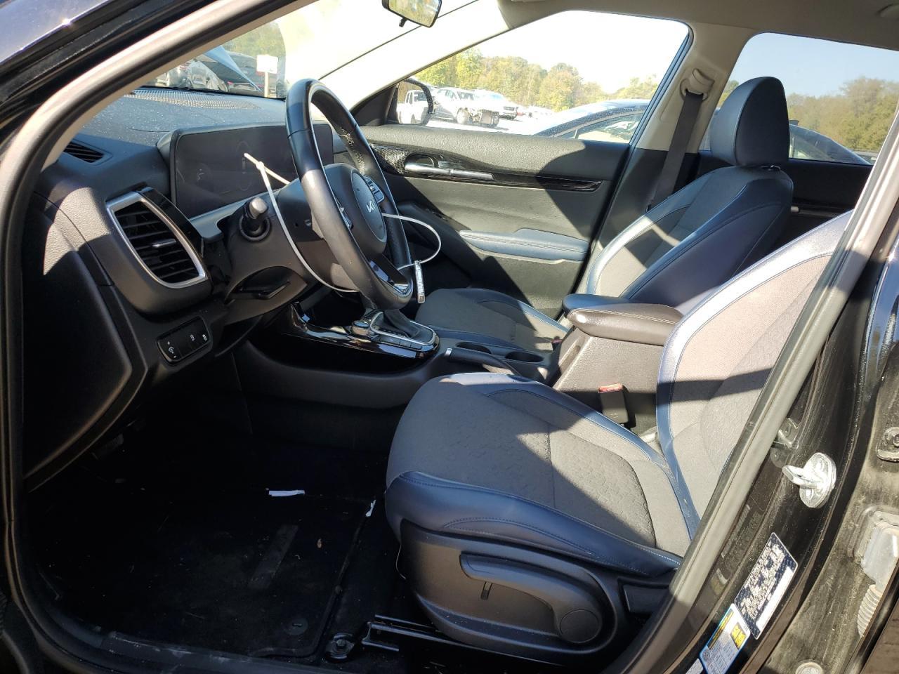 2024 Kia Seltos S - Image 7