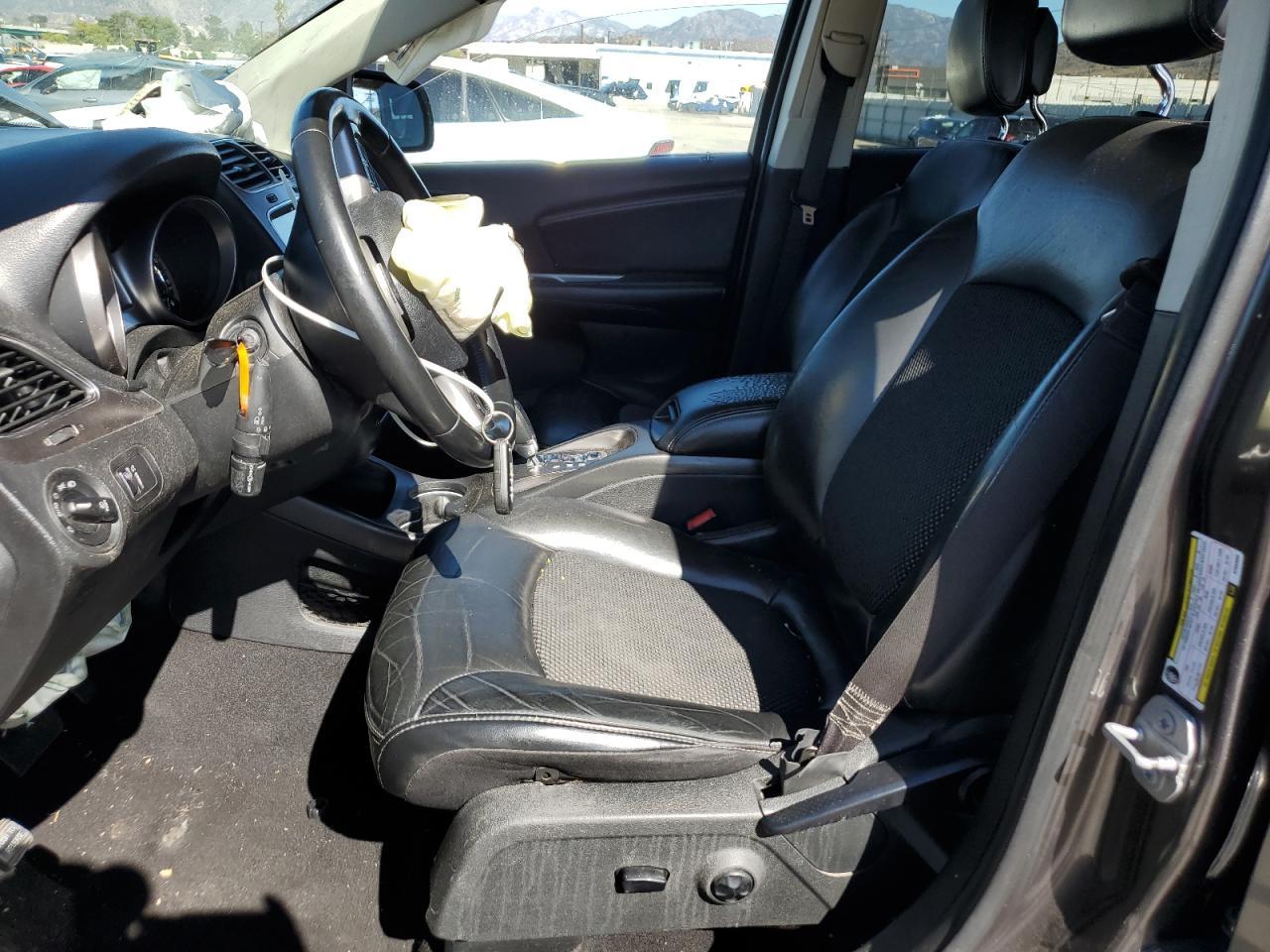 2019 Dodge Journey Crossroad - Image 7