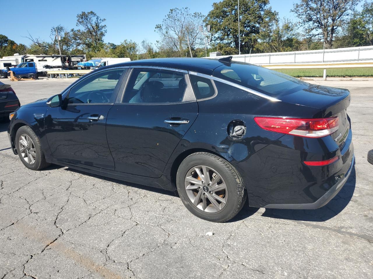 2020 Kia Optima Lx - Фото 2